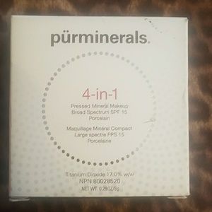 Purminerals 4-in-1 Pressed Mineral Makeup
